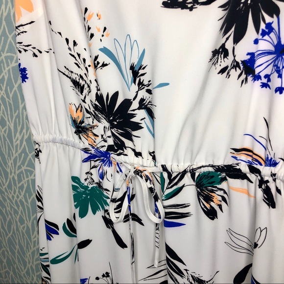 Halogen Stretch Knit Floral Dress. - Picture 6 of 8